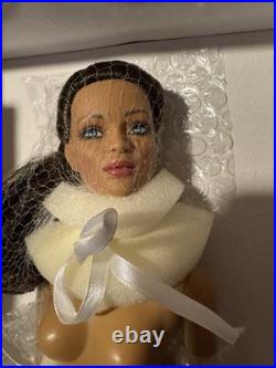 Robert Tonner Tyler Wentworth Perfect Rose 16-inch Doll