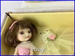 Robert Tonner Wilde Imagination Amelia Thimble Set BJD Doll 4 Outfits + Bear NIB