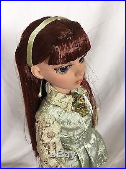 Satin Shimmer Amber COMPLETE Doll & Outfit Tonner Ellowyne Wilde red-hair