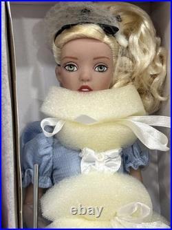 TONNER 2016 LE 250 Comic Con Alice Agatha Primrose 13 DOLL NRFB MIB