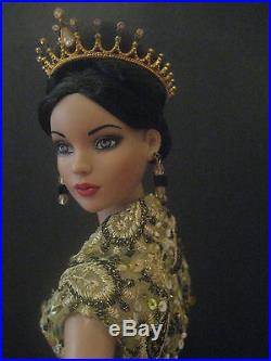 Tonner Dressed Doll Queen Of Spades Casino Jade Outfit