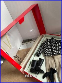 TONNER Matt BASIL ST. JOHN 17 vinyl Doll HUNT CLUB outfit ENSEMBLE NRFB TONNER Matt BASIL ST. JOHN 17 vinyl Doll HUNT CLUB outfit ENSEMBLE NRFB