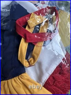 TONNER RTB-101 VDC GRACE & LACIE 16 Fashion DOLL SNOW WHITE DRESS OUTFIT NEW TONNER RTB-101 VDC GRACE & LACIE 16 Fashion DOLL SNOW WHITE DRESS OUTFIT NEW