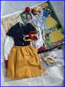TONNER RTB-101 VDC GRACE & LACIE 16 Fashion DOLL SNOW WHITE DRESS OUTFIT NEW TONNER RTB-101 VDC GRACE & LACIE 16 Fashion DOLL SNOW WHITE DRESS OUTFIT NEW