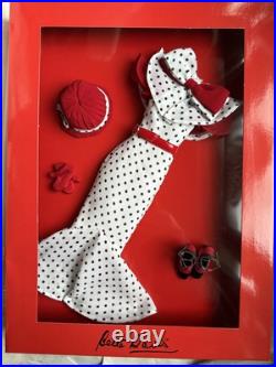 TONNER TYLER 2009 BETTE DAVIS SPOTTED BY TGE PRESS 16 FASHION Doll OUTFIT NRFB TONNER TYLER 2009 BETTE DAVIS SPOTTED BY TGE PRESS 16 FASHION Doll OUTFIT NRFB