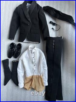 TONNER Tyler 2003 Collection MATT O'NEILL BLACK TIE 17 FASHION DOLL OUTFIT SUIT