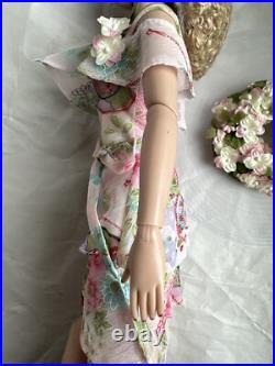 TONNER Tyler TWO DAYDREAMERS EXCLUSIVE ETERNAL LOVE SYDNEY CHASE Dressed DOLL LE