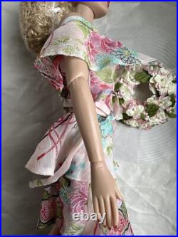 TONNER Tyler TWO DAYDREAMERS EXCLUSIVE ETERNAL LOVE SYDNEY CHASE Dressed DOLL LE