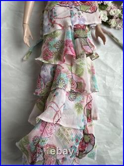 TONNER Tyler TWO DAYDREAMERS EXCLUSIVE ETERNAL LOVE SYDNEY CHASE Dressed DOLL LE
