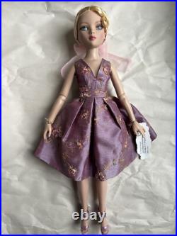 TONNER VDC 2021 Collection ELLOWYNE WILDE PUFF PIECE 16 DRESSED FASHION DOLL LE