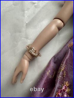 TONNER VDC 2021 Collection ELLOWYNE WILDE PUFF PIECE 16 DRESSED FASHION DOLL LE