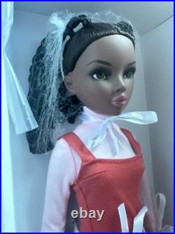 TONNER VDC ELLOWYNE WILDE NEEMA STRAIGHT and NARROW 16 FASHION DOLL NRFB LE 150