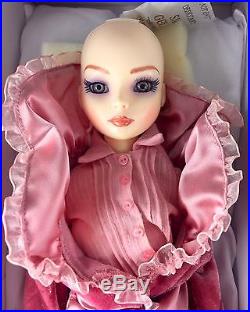 TOTALLY REFINED Ellowyne Wilde Resin BJD Doll with Outfit NO WIG MIB