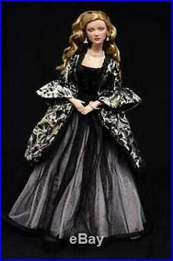 Tess-Creations ooak outfit clothes for Tonner 16 Black Sensation