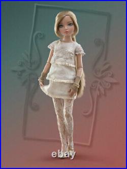 Timid Tan USED OUTFIT Tonner Ellowyne Wilde doll fashion used shoes dress