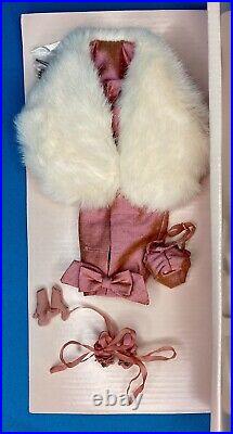 Tiny Kitty Collier Doll 2 Outfits Glamour Girl GiftSet NEW Dollmasters Exc