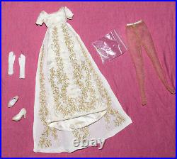Tonner 10 Tiny Kitty Capital Affair Complete Outfit Cream and Gold