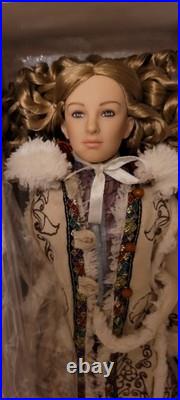 Tonner 12 inch Golden Compass Lyra
