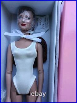 Tonner 16 American Beauty Basics Redhead Doll NRFB T5-R16D-01-001 MINT IN BOX