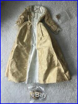 Tonner 16 Elizabeth Swann COURT GOWN Outfit Only Mint Never Displayed Pirates