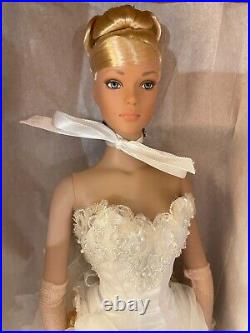 Tonner 16 Fashion Doll, Standing Ovation In Wedding Dress, Tw1102, Mint, Le1500