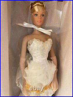 Tonner 16 Fashion Doll, Standing Ovation In Wedding Dress, Tw1102, Mint, Le1500