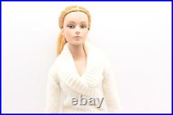 Tonner 16 Fashion Doll Sydney Chase 2003 Dressed Pre Owned No Box or Stand