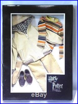 Tonner 16 Harry Goblet Of Fire Ron Weasley Casual set Outfit NRFB T6-HPOF-03