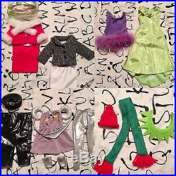 Tonner 16 Miss Piggy 8 Outfits, Shoes, Accessories & Wigs & 12 Kermit the Frog