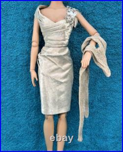 Tonner 16 Regina Wentworth Doll Silver Gray Lame Cocktail Dress With Pantyhose Tonner 16 Regina Wentworth Doll Silver Gray Lame Cocktail Dress With Pantyhose