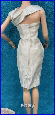 Tonner 16 Regina Wentworth Doll Silver Gray Lame Cocktail Dress With Pantyhose Tonner 16 Regina Wentworth Doll Silver Gray Lame Cocktail Dress With Pantyhose
