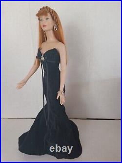 Tonner 16-inch Tyler Wentworth Doll Nocturne+Party Of The Season Outfits