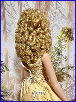 Tonner 2002 RTW Tyler Wentworth Spring 16 Doll In Champagne Bubbles Outfit Tonner 2002 RTW Tyler Wentworth Spring 16 Doll In Champagne Bubbles Outfit