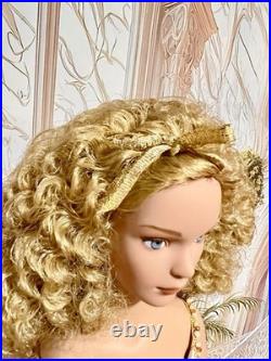 Tonner 2002 RTW Tyler Wentworth Spring 16 Doll In Champagne Bubbles Outfit