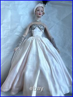 Tonner 2002 TDLM Reflect D' Argent 16 Tyler Wentworth Dressed Fashion Doll LE Tonner 2002 TDLM Reflect D' Argent 16 Tyler Wentworth Dressed Fashion Doll LE