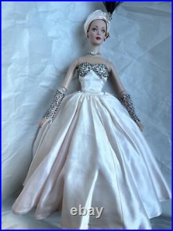 Tonner 2002 TDLM Reflect D' Argent 16 Tyler Wentworth Dressed Fashion Doll LE Tonner 2002 TDLM Reflect D' Argent 16 Tyler Wentworth Dressed Fashion Doll LE