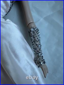 Tonner 2002 TDLM Reflect D' Argent 16 Tyler Wentworth Dressed Fashion Doll LE Tonner 2002 TDLM Reflect D' Argent 16 Tyler Wentworth Dressed Fashion Doll LE