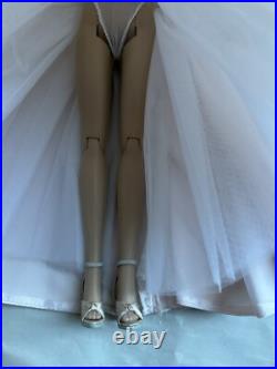 Tonner 2002 TDLM Reflect D' Argent 16 Tyler Wentworth Dressed Fashion Doll LE Tonner 2002 TDLM Reflect D' Argent 16 Tyler Wentworth Dressed Fashion Doll LE