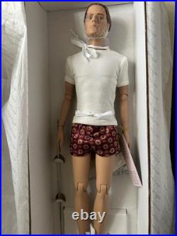 Tonner 2004 MATT O'NEILL Collection TEE & BOXERS AUBURN New in Box Tonner 2004 MATT O'NEILL Collection TEE & BOXERS AUBURN New in Box