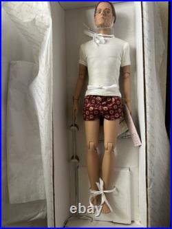 Tonner 2004 MATT O'NEILL Collection TEE & BOXERS AUBURN New in Box Tonner 2004 MATT O'NEILL Collection TEE & BOXERS AUBURN New in Box