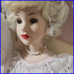 Tonner 2004 Tiny Kitty Collier Rose Garden 17 Dressed Fashion Doll KT9402 NRFB