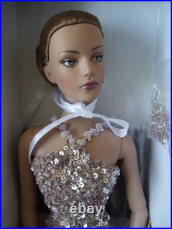 Tonner 2004 Tyler Wentworth Collection DREAM DOLL SYDNEY 16 LE 200 NRFB COA