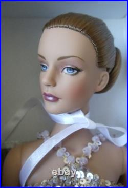 Tonner 2004 Tyler Wentworth Collection DREAM DOLL SYDNEY 16 LE 200 NRFB COA