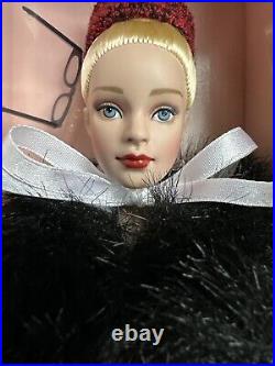 Tonner 2005 On The Go 10 Tiny Kitty Collier Dressed Fashion Doll NRFB LE 2000