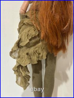 Tonner 2006 ELLOWYNE WILDE Redhead 16 Fashion Doll withOlive Green Clothing RARE