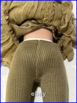 Tonner 2006 ELLOWYNE WILDE Redhead 16 Fashion Doll withOlive Green Clothing RARE