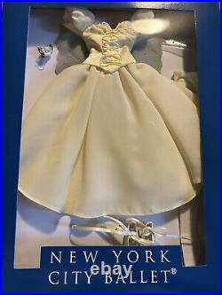 Tonner 2007 16 New York City Ballet TITANIA Outfit