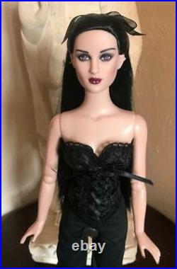 Tonner 2008 Halloween Convention Marvelously Morose Sister Dreary LE150