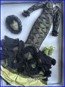 Tonner 2009 EVERLASTING ENVY Evangeline Ghastly 17 Vinyl Fashion Doll Outfit LE