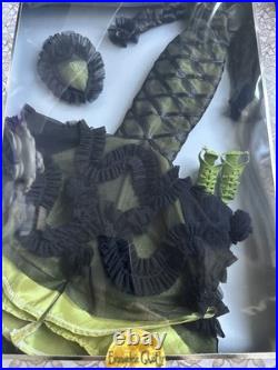 Tonner 2009 EVERLASTING ENVY Evangeline Ghastly 17 Vinyl Fashion Doll Outfit LE